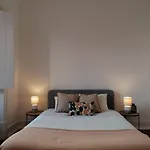 Stunning Apartment Marquês de Pombal